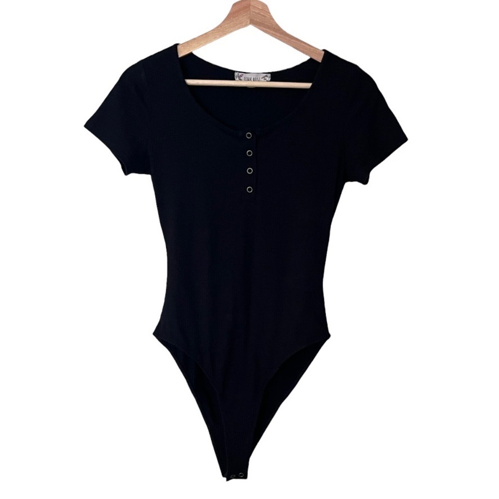 Pink Rose Black ribbed bodysuit size S